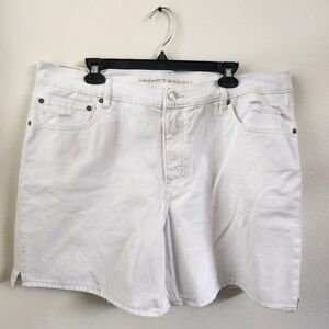 American Eagle Strigid Jean Shorts 7" White Denim Size 18 NWOT